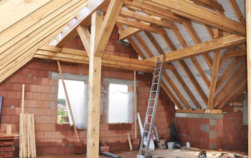 Kinbrace attic trusses